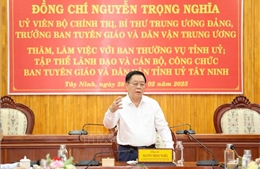 Đồng chí Nguyễn Trọng Nghĩa thăm, làm việc tại Tây Ninh