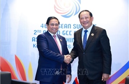 Hội nghị cấp cao ASEAN: Thủ tướng Phạm Minh Chính gặp Thủ tướng Lào