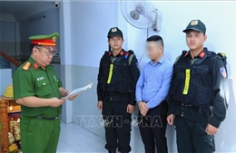 Tạm giữ 3 đối tượng để điều tra hành vi sản xuất phân bón giả