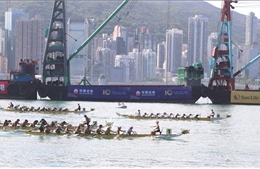 Sôi động lễ hội đua thuyền rồng quốc tế tại Hong Kong (Trung Quốc) 