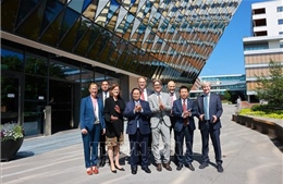 Thủ tướng Phạm Minh Chính thăm Viện Y khoa Karolinska
