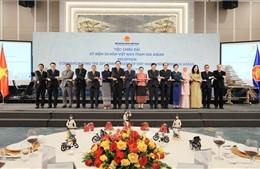 Tiệc chiêu đãi kỷ niệm 30 năm Việt Nam trở thành thành viên ASEAN