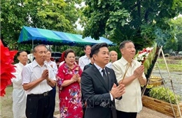 Kiều bào Thái Lan luôn nhớ ơn các anh hùng liệt sĩ đã hy sinh vì Tổ quốc