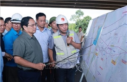 Thủ tướng Phạm Minh Chính kiểm tra một số dự án trọng điểm tại Quảng Trị