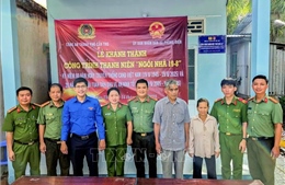 Trao Nhà 19/8 cho chiến sĩ, bảo vệ dân phố khó khăn về nhà ở