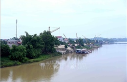 Lũ trên sông Lục Nam lên nhanh