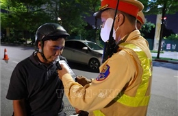 Hà Nội: Siết chặt kiểm soát nồng độ cồn, số vụ tai nạn giao thông giảm mạnh