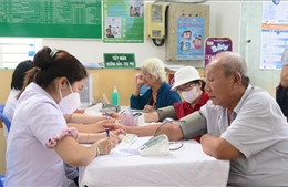 Nghị quyết của Bộ Chính trị về một số giải pháp đột phá, tăng cường bảo vệ, chăm sóc và nâng cao sức khoẻ nhân dân
