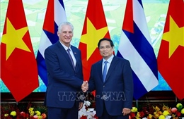 Thủ tướng Phạm Minh Chính hội kiến Bí thư thứ Nhất, Chủ tịch nước Cộng hòa Cuba