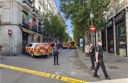Sập một phần tòa nhà ở trung tâm Madrid, ít nhất 10 người bị thương
