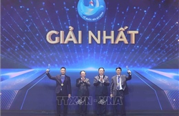 Trao giải Cuộc thi và Triển lãm ảnh nghệ thuật cấp quốc gia &#39;Tổ quốc bên bờ sóng&#39; lần thứ III năm 2025