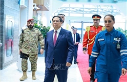 Thủ tướng Phạm Minh Chính đến thăm Tổ hợp lọc hóa dầu Al-Zour