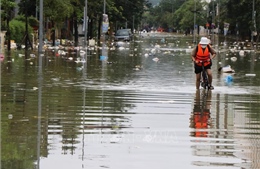 Mực nước các sông tại Huế xuống, khẩn trương khôi phục cấp điện, nước