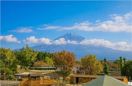 Vẻ đẹp ngỡ ngàng của núi Phú Sĩ mùa Thu