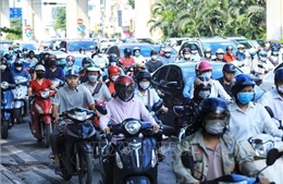 Hà Nội: Không cấm tuyệt đối xe máy xăng trong Vành đai 1 từ năm 2026
