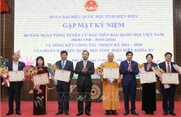 Gặp mặt các thế hệ đại biểu Quốc hội của tỉnh Điện Biên