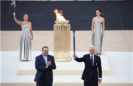 Ngọn lửa Thế vận hội mùa Đông Milano-Cortina 2026 lên đường tới Italy