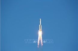 Trung Quốc phóng vệ tinh Internet lên vũ trụ
