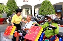 'Tết Nhân ái' Xuân Bính Ngọ: Phấn đấu hỗ trợ 1,5 triệu phần quà