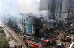Hơn 20 người thiệt mạng trong vụ cháy trung tâm thương mại Pakistan