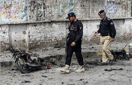Đánh bom nhằm vào xe cảnh sát tại Pakistan, 7 người thiệt mạng
