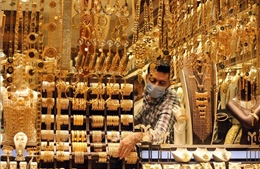 Giá vàng và bạc thế giới tiếp tục lập kỷ lục mới