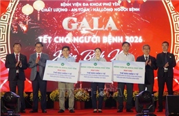 Mang xuân đến cho người bệnh đang điều trị tại bệnh viện