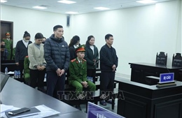 Phạt tù 11 bị cáo trong đường dây buôn lậu vàng từ Trung Quốc về Việt Nam