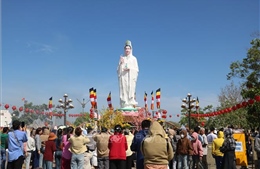 Nơi cuối trời Tổ quốc chuyển mình đón vận hội mới