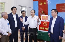 Chủ tịch Quốc hội giám sát, kiểm tra công tác bầu cử tại Nghệ An