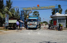 Đồng Tháp phát triển thương mại biên giới