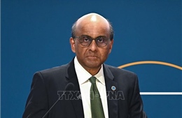 Tổng thống Singapore cảnh báo 'cơn bão bất ổn chính trị toàn cầu kéo dài'