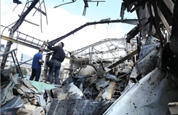 Mỹ và Israel tấn công liên tiếp cơ sở hạ tầng của Iran