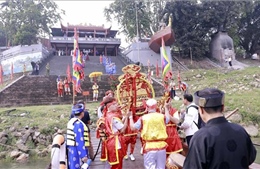 Hội tụ sắc màu văn hóa tại Lễ hội Đền Tam Giang Đất Tổ