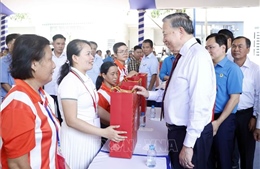 Tổng Bí thư, Chủ tịch nước Tô Lâm thăm, động viên công nhân, người lao động tại TP Hồ Chí Minh