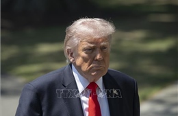 Tổng thống Donald Trump rút vụ kiện 10 tỷ USD đối với Cơ quan Thuế vụ Mỹ