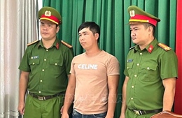 Khởi tố thuyền trưởng nhận giữ thiết bị giám sát hành trình tàu cá khác