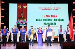 Đội Thiếu niên Tiền phong Hồ Chí Minh đón nhận Huân chương Lao động hạng Nhất