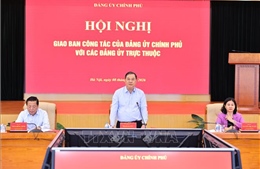 Khơi thông nguồn lực, thúc đẩy tăng trưởng gắn với xây dựng Đảng vững mạnh