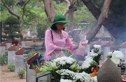 Hành trình của 'Giỏ lễ xanh' ở Côn Đảo