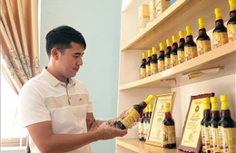 Giữ hồn nước mắm truyền thống Hà Tĩnh bằng chuẩn OCOP 5 sao