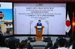 Thủ tướng Nhật Bản Takaichi Sanae phát biểu chính sách tại Đại học Quốc gia Hà Nội