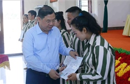 Phó Thủ tướng Thường trực Phạm Gia Túc: Đặc xá là cơ hội để những người lầm lỗi làm lại cuộc đời 