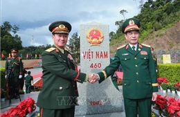 Giao lưu hữu nghị quốc phòng biên giới Việt Nam - Lào