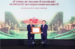 Công bố các Quyết định về Khu kinh tế và khởi động Khu thương mại tự do Hải Phòng 