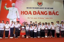 Chương trình 'Hoa dâng Bác' thắp sáng ước mơ cho trẻ mồ côi