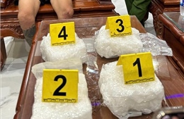 Khởi tố 3 đối tượng mua bán, vận chuyển 7 kg ma túy