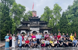 Phát triển sản phẩm du lịch gắn với bảo tồn di sản, phát huy bản sắc văn hóa xứ Đoài