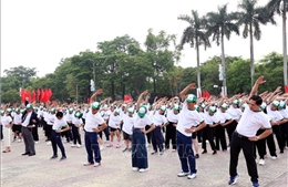 Trên 1.500 người tham gia chương trình toàn dân tập luyện thể dục, thể thao
