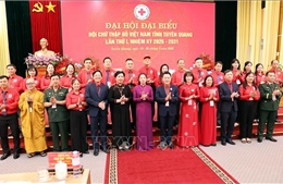 Giữ vững tinh thần tận tâm và phụng sự cộng đồng
